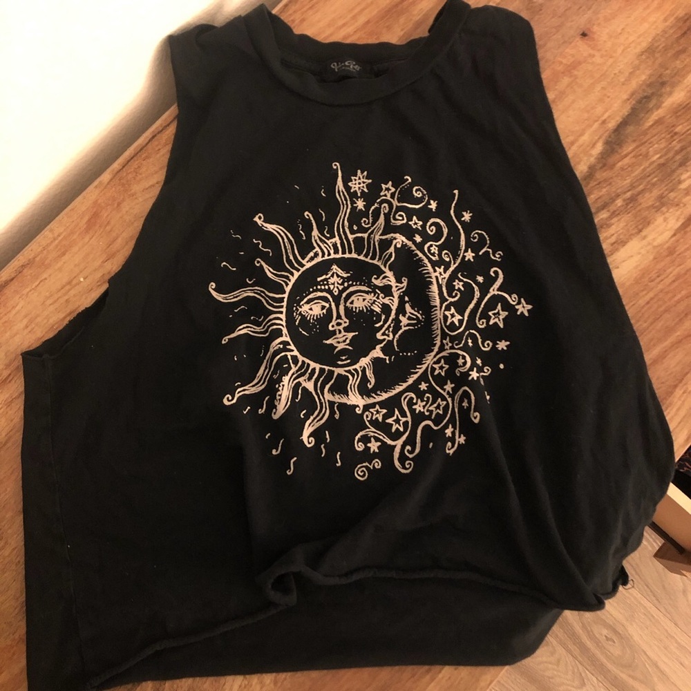 Sun and moon top